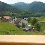 別荘 Za Odmor Plivska Jezera *